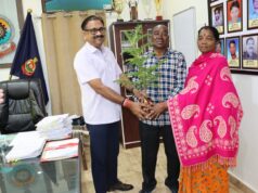थाना बगीचा में पदस्थ निरीक्षक कुमार साय ठाकुर एवं कुनकुरी थाना में पदस्थ प्रधान आरक्षक तरसियुस मिंज अपने पद से हुये सेवानिवृत्त, पुलिस अधिकारियों द्वारा कार्यालय में विदाई समारोह का आयोजन कर सम्मानित करते हुए दी गई भावभीनी विदाई