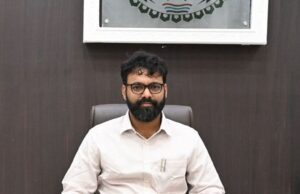 कृषि संबंधी शासकीय योजनाओं के लाभ हेतु किसान आईडी कार्ड अनिवार्य, कलेक्टर रोहित व्यास ने किसानों को शीघ्र अपना किसान आईडी कार्ड बनाने की अपील की