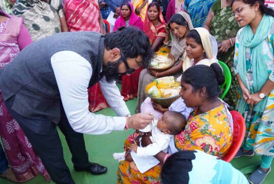 जशपुर जिले में अब अविवादित फौती नामांतरण के प्रकरण पंचायत स्तर पर होंगे निराकृत, पटवारियों को ग्रामीण सचिवालय के दिन गाँव में मौजूद रहने के निर्देश
