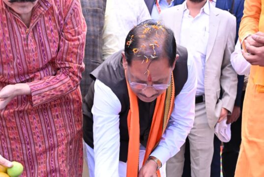 मुख्यमंत्री विष्णुदेव साय सिरीमकेला मे नील कंठेश्वर महादेव मंदिर के प्राण प्रतिष्ठा समारोह में हुए शामिल