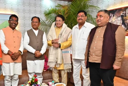 आस्था, संस्कृति और रामकथा से आलोकित हुआ राजिम कुंभ कल्प 2026, प्रख्यात कलाकार अरुण गोविल ने दी “सुनो श्री राम कहानी” की भावपूर्ण प्रस्तुति, मुख्यमंत्री से की आत्मीय भेंट