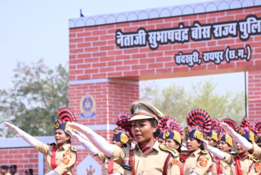 जनता का विश्वास बनाए रखना पुलिस की सबसे बड़ी जिम्मेदारी है – मुख्यमंत्री विष्णु देव साय, नेताजी सुभाष चंद्र बोस पुलिस अकादमी में 859 प्रशिक्षुओं का दीक्षांत समारोह संपन्न