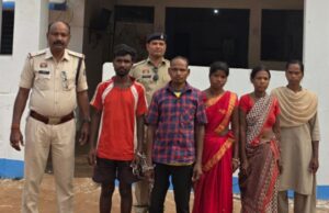 जशपुर जिले से बड़ी खबर : जादू-टोना के शक में महिला के गुप्तांग में डंडा डालकर कर दी निर्मम हत्या , आरोपियों के विरुद्ध थाना में बीएनएस की धारा 103(1),3(5) के तहत अपराध पंजीबद्ध, पुलिस ने आरोपियों के कब्जे से हत्या में प्रयुक्त लकड़ी के डंडे को भी किया जब्त