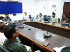 अपर कलेक्टर प्रदीप कुमार साहू ने जशपुर जिले के गैस एजेंसी संचालकों ली बैठक, अधिक दर लेने और अवैध भण्डारण की शिकायत पर होगी कार्रवाई