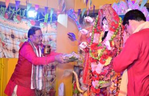 मुख्यमंत्री विष्णुदेव साय ने चैत्र नवरात्र पर निज निवास बगिया में मां दुर्गा की पूजा-अर्चना कर प्रदेशवासियों की सुख-समृद्धि की कामना