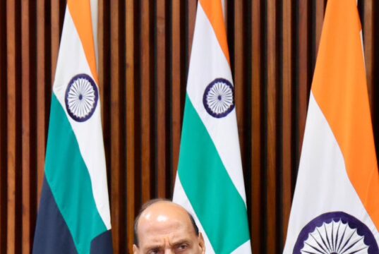 रक्षा मंत्री राजनाथ सिंह तीन दिवसीय जर्मनी यात्रा पर जाएंगे, रक्षा औद्योगिक सहयोग को सुदृढ़ करने, सैन्य-से-सैन्य सहभागिता को बढ़ाने तथा उभरते हुए क्षेत्रों में नए अवसरों की खोज पर किया जाएगा ध्यान केंद्रित