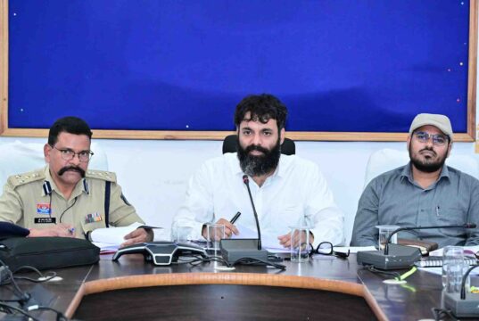 जशपुर में नशे के खिलाफ चलेगा सख्त अभियान, हेल्पलाइन नंबर 1933 एवं 14446 के प्रचार से लेकर तस्करी पर कड़ी निगरानी,कलेक्टर रोहित व्यास की अध्यक्षता में एनकार्ड समिति की हुई बैठक