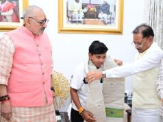 श्रीलंका दौरे के लिए भारतीय अंडर-19 महिला क्रिकेट टीम की उपकप्तान बनीं महक नरवासे, मुख्यमंत्री विष्णु देव साय ने किया सम्मानित,महक की उपलब्धि पूरे छत्तीसगढ़ के लिए गौरव का विषय