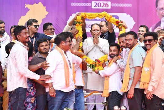 कोंडागांव के विकास का नया स्वर्णिम अध्याय : मुख्यमंत्री ने दी 152 करोड़ रुपये से अधिक के विकास कार्यों की सौगात, बस्तर के सुदूर अंचलों तक पहुंचेगी विकास की रोशनी, 43 निर्माण एवं अधोसंरचना कार्यों का लोकार्पण-भूमिपूजन