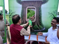 एक पेड़ मां के नाम महाअभियान के तहत निर्धारित लक्ष्य से अधिक लगाए गए पौधे : मुख्यमंत्री विष्णुदेव साय, मुख्यमंत्री ने ट्री एटीएम को हरी झंडी दिखाकर किया रवाना, वन विभाग की अभिनव पहल से जिलेभर में निःशुल्क पौधों का होगा वितरण, पर्यावरण संरक्षण का दिया जाएगा संदेश