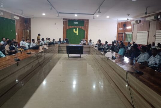 जशपुर की सभी 44 सहकारी समितियां बनेंगी कॉमन सर्विस सेंटर, ग्रामीणों को गांव में ही मिलेंगी 20 से अधिक डिजिटल सेवाएं