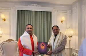 मुख्यमंत्री विष्णुदेव साय ने सत्य साई ग्राम के सेवा मॉडल को बताया जनकल्याण का प्रेरक उदाहरण, शिक्षा, स्वास्थ्य और पोषण के क्षेत्रों में सहयोग बढ़ाने पर हुई सार्थक चर्चा, छत्तीसगढ़ में सेवाओं के विस्तार पर दिया जोर