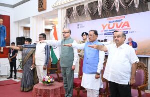 राज्यपाल रमेन डेका और मुख्यमंत्री विष्णु देव साय की उपस्थिति में लोक भवन से ‘नशा मुक्त युवा विकसित भारत संकल्प अभियान’ का शुभारंभ, प्रधानमंत्री नरेंद्र मोदी ने वर्चुअल माध्यम से देशव्यापी अभियान का किया शुभारंभ, युवाओं से किया नशामुक्त भारत के निर्माण का आह्वान, 100 सप्ताह तक चलेगा जन-जागरूकता अभियान
