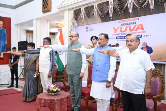 राज्यपाल रमेन डेका और मुख्यमंत्री विष्णु देव साय की उपस्थिति में लोक भवन से ‘नशा मुक्त युवा विकसित भारत संकल्प अभियान’ का शुभारंभ, प्रधानमंत्री नरेंद्र मोदी ने वर्चुअल माध्यम से देशव्यापी अभियान का किया शुभारंभ, युवाओं से किया नशामुक्त भारत के निर्माण का आह्वान, 100 सप्ताह तक चलेगा जन-जागरूकता अभियान