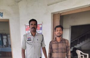 पण्ड्रापाठ पुलिस की अवैध शराब के विरुद्ध बड़ी कार्यवाही ,घर में हाथ भट्ठी से तैयार कर रखी 160 लीटर कच्ची महुआ शराब जब्त, आरोपी गिरफ्तार