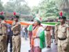 1700 फीट लंबे तिरंगे के साथ कुनकुरी में निकली भव्य तिरंगा यात्रा, 5 हजार से अधिक लोग हुए शामिल, जय स्तंभ चौक से सिनेमा हॉल तक गूंजे भारत माता के जयकारे, बैंड की धुन पर विद्यार्थियों ने किया मार्च पास्ट, कौशल्या साय ने बच्चों के साथ थामा तिरंगा