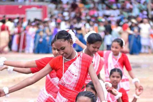 जिला मुख्यालय जशपुर में हर्षाेल्लास से मनाया गया 80वां स्वतंत्रता दिवस समारोह, पर्यटन और संस्कृति मंत्री राजेश अग्रवाल ने किया ध्वजारोहण, ली परेड की सलामी