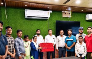 सहायक जनसंपर्क अधिकारी बिसे कुमार रात्रे जिला जनसंपर्क कार्यालय गरियाबंद के लिए कार्यमुक्त