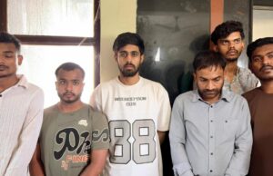 इंदिरा गांधी कृषि विश्वविद्यालय की कीटशास्त्र परीक्षा का पेपर लीक करने वाले मुख्य आरोपी प्रोफेसर सहित कुल 06 आरोपी गिरफ्तार, मुख्य आरोपी एवं मास्टरमाइंड है भारती एग्रीकल्चर कॉलेज, दुर्ग का प्रोफेसर योगेश सोनकेसरिया