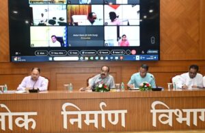 बारिश में खराब सड़कों पर उप मुख्यमंत्री अरुण साव ने जताई नाराजगी, 15 अक्टूबर तक सुधारने के दिए निर्देश, राष्ट्रीय राजमार्गों सहित सभी सड़कों को गड्ढामुक्त करने कहा, नए कार्यों को 15 अक्टूबर से युद्धस्तर पर प्रारंभ करने के निर्देश