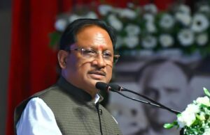 अंबिकापुर के सड़क की वायरल वीडियो का मुख्यमंत्री ने लिया संज्ञान : कलेक्टर अजीत वसंत से दूरभाष पर की चर्चा, सड़क को तत्काल सुधारने के दिए निर्देश
