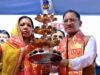 सवा लाख ‘आशीर्वाद के दीपों’ से जगमगाया खारुन तट, प्रधानमंत्री नरेंद्र मोदी के स्वस्थ और दीर्घायु जीवन के लिए हुई महाआरती, प्रधानमंत्री नरेंद्र मोदी के नेतृत्व में देश ने लिए अनेक ऐतिहासिक निर्णय, जनकल्याण और राष्ट्र निर्माण को मिली नई गति : मुख्यमंत्री श्री विष्णु देव साय