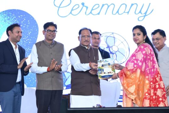 3,500 लोगों को मिलेगा रोजगार, नवा रायपुर में स्थापित होगी प्रदेश की पहली कंज्यूमर इलेक्ट्रॉनिक्स मैन्युफैक्चरिंग इकाई, मुख्यमंत्री विष्णु देव साय की उपस्थिति में यश फैन्स की नई औद्योगिक इकाई का भूमिपूजन