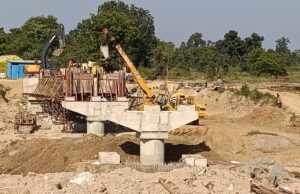 3 करोड़ 32 लाख रुपये की लागत से बन रहा भालूमुंडा से खजूरबाहर मार्ग कोकिया नाला में उच्च स्तरीय पुल, सीमावर्ती गांवों को मिलेगी बारहमासी आवागमन की सुविधा, मुख्यमंत्री विष्णुदेव साय के निर्देश पर तेजी से हो रहा पुल निर्माण कार्य